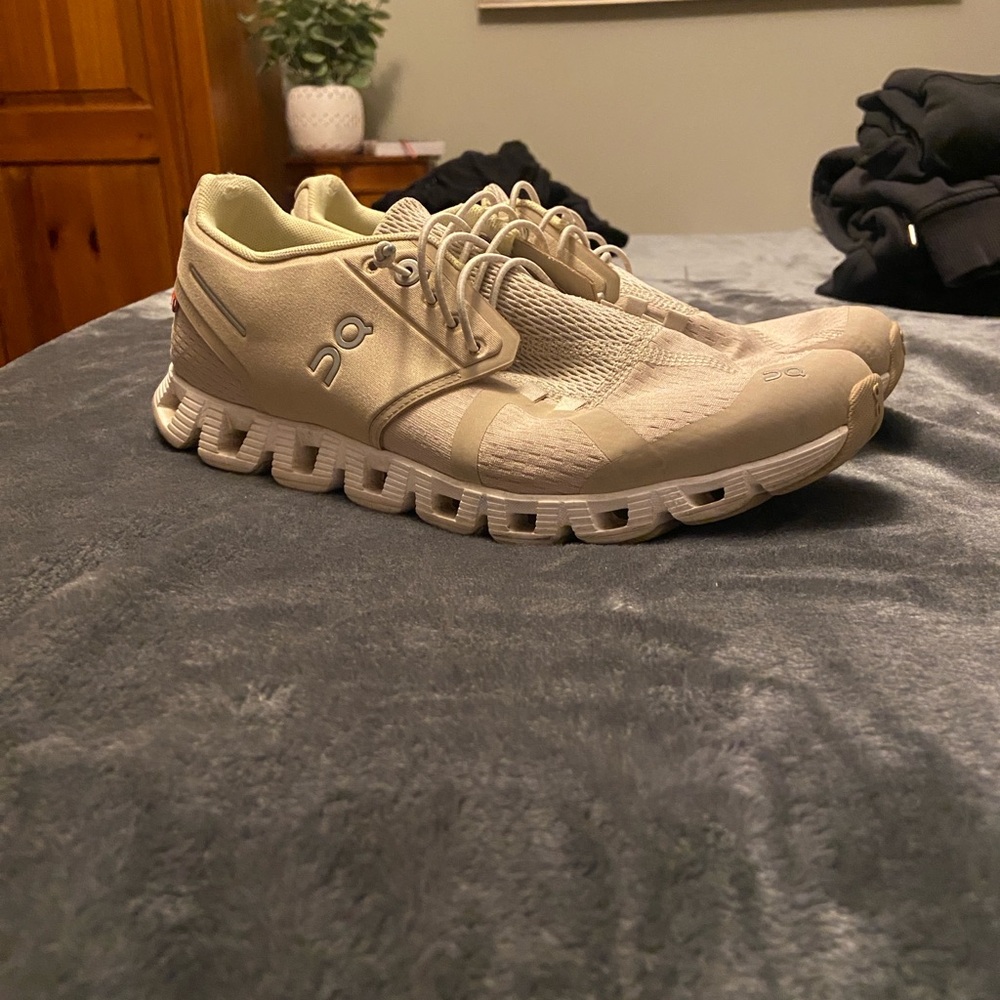 On Running Women's Cream Athletic Shoes